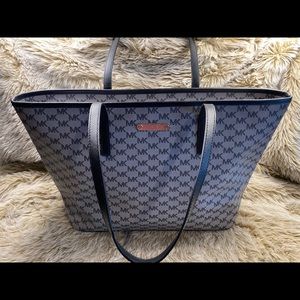 Michael Kors Emry Large Tote